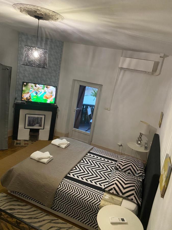 La Casa Du Port, Chambres, Suite Privee, Appartement Avec Vue Sur La Riviere Capendac 外观 照片