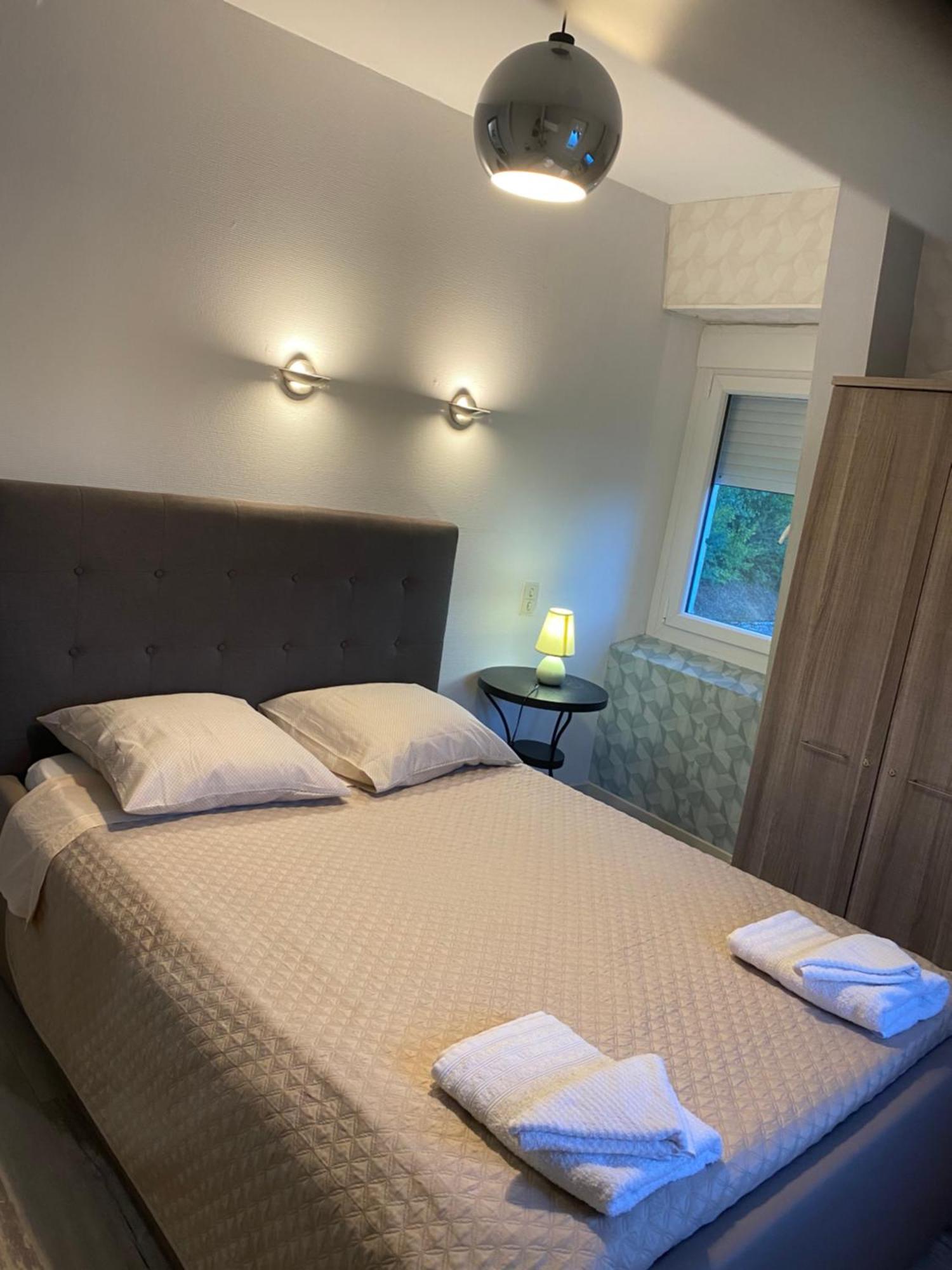 La Casa Du Port, Chambres, Suite Privee, Appartement Avec Vue Sur La Riviere Capendac 外观 照片